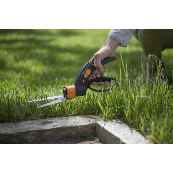 NOŻYCE DO TRAWY GS42 SERVO-SYSTEM FISKARS