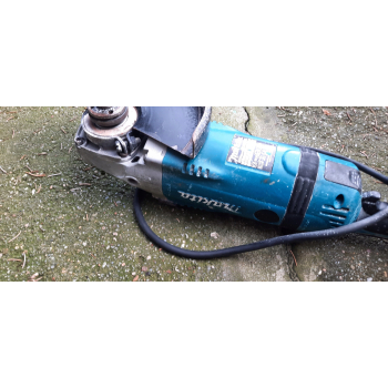 SZLIFIERKA KĄTOWA 230MM 2600W ŁAGODNY ROZRUCH MAKI