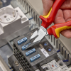 SZCZYPCE UNIWERSALNE Z OSTRO ZAKOŃCZONYMI SZCZĘKAMI PCV145MM