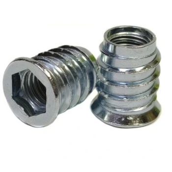 NAKRĘTKA WKRĘCANA IMBUSOWA OCYNKOWANA M8*15MM