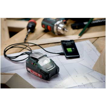 ADAPTER USB-LED DO AKUMULATORÓW 14.4-18V